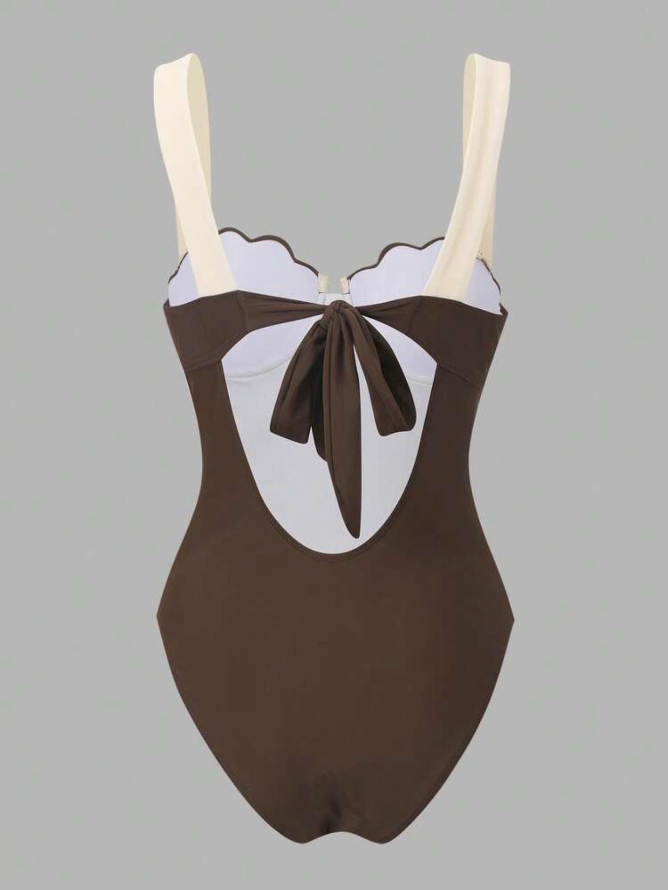 Maillot de bain une pièce avec paréo