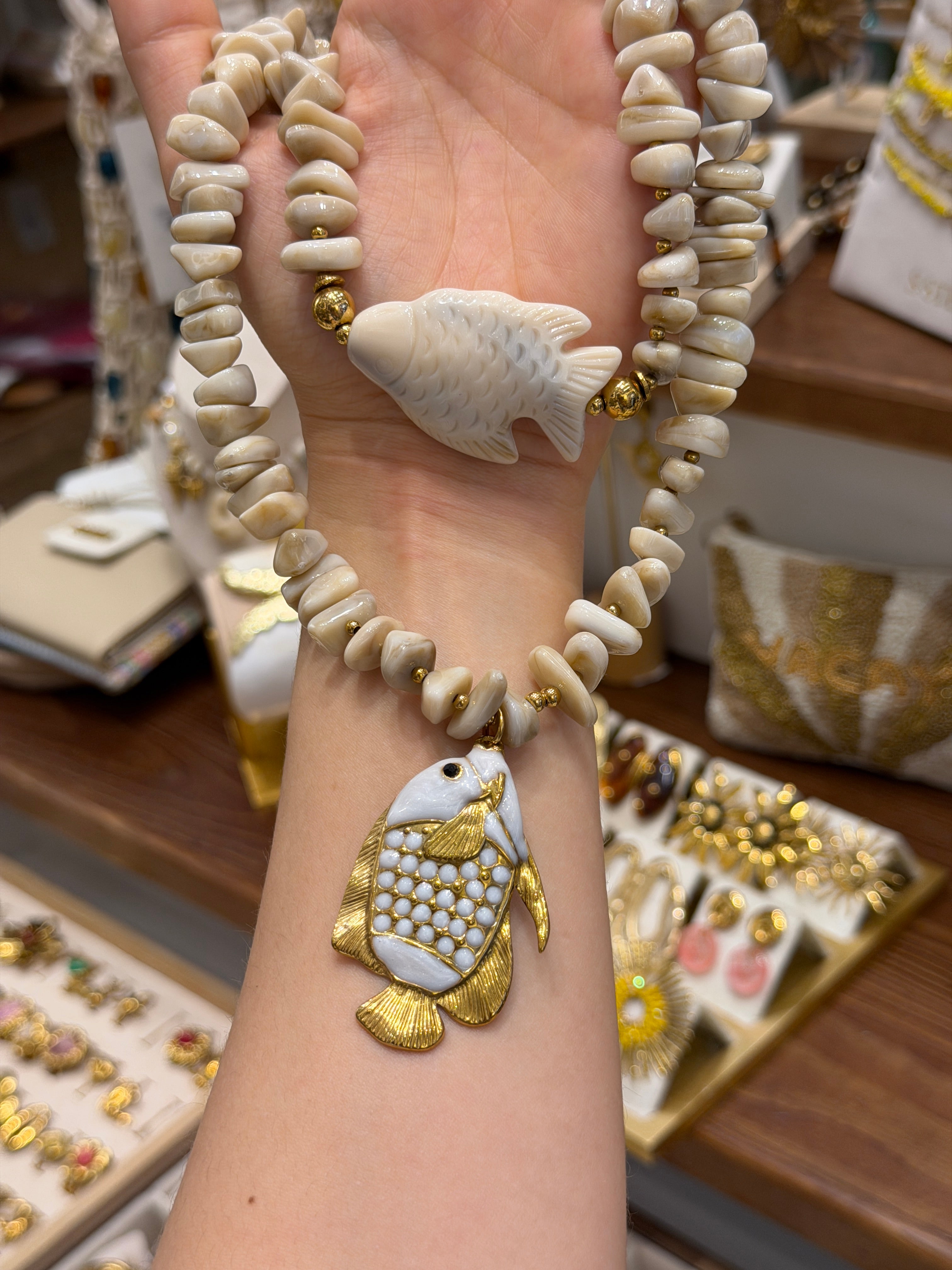 Collier doublé Poisson Nacré et Perles Naturelles