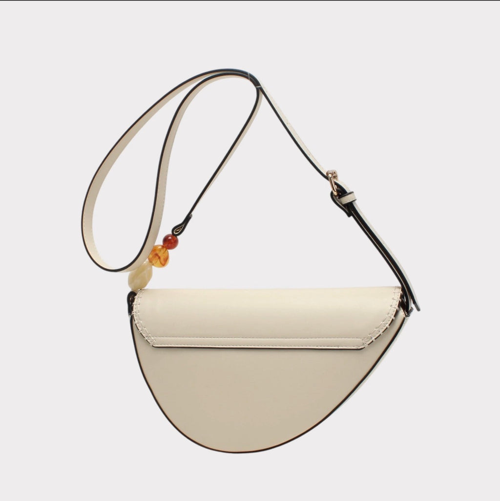Sac bandoulière demi-lune détail perles