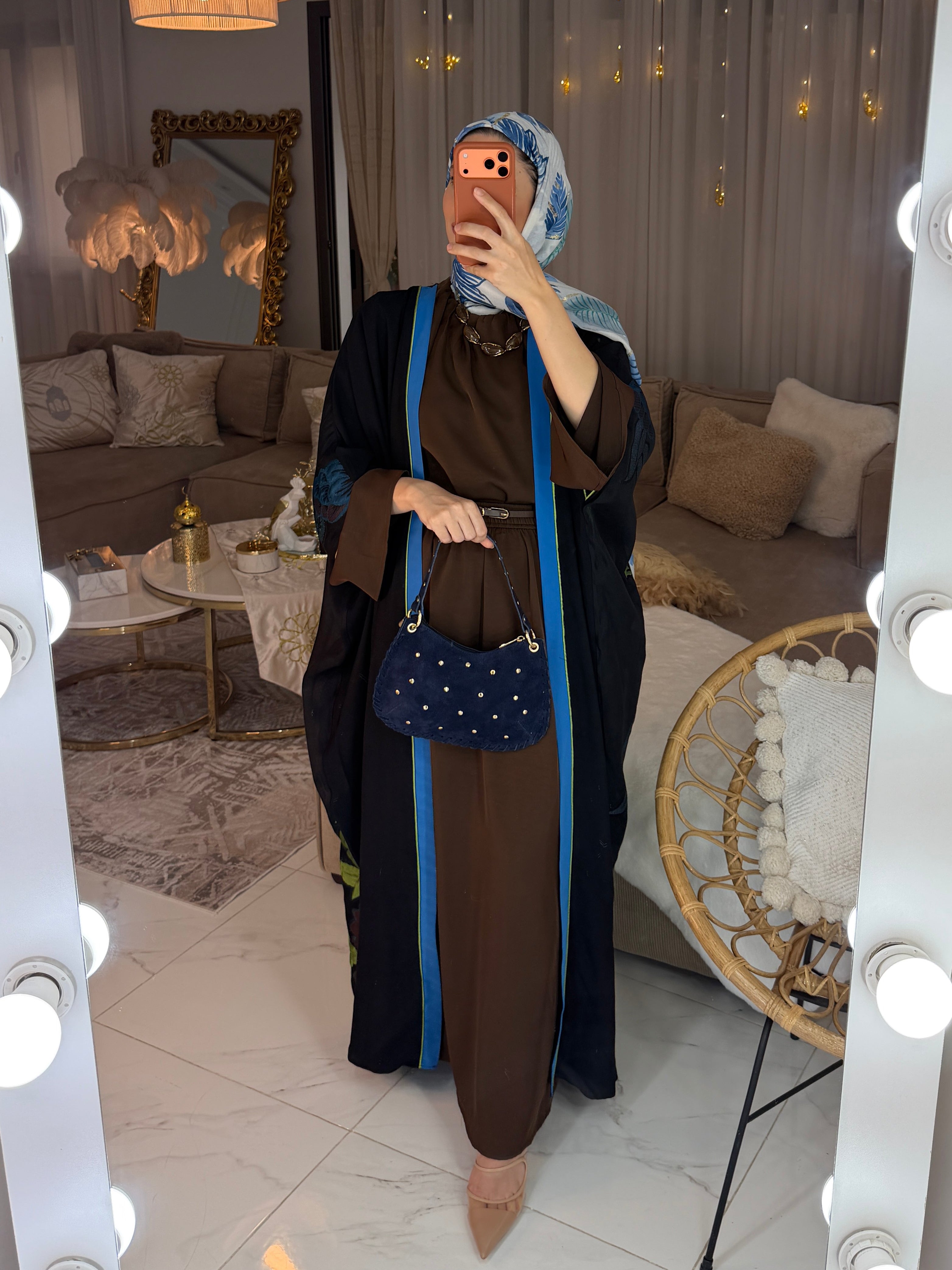 Abaya dos broderie florale