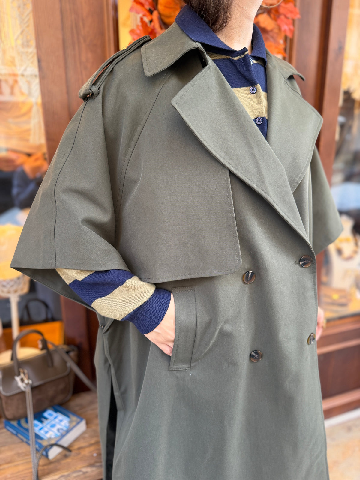 Trench-coat long coupe cape