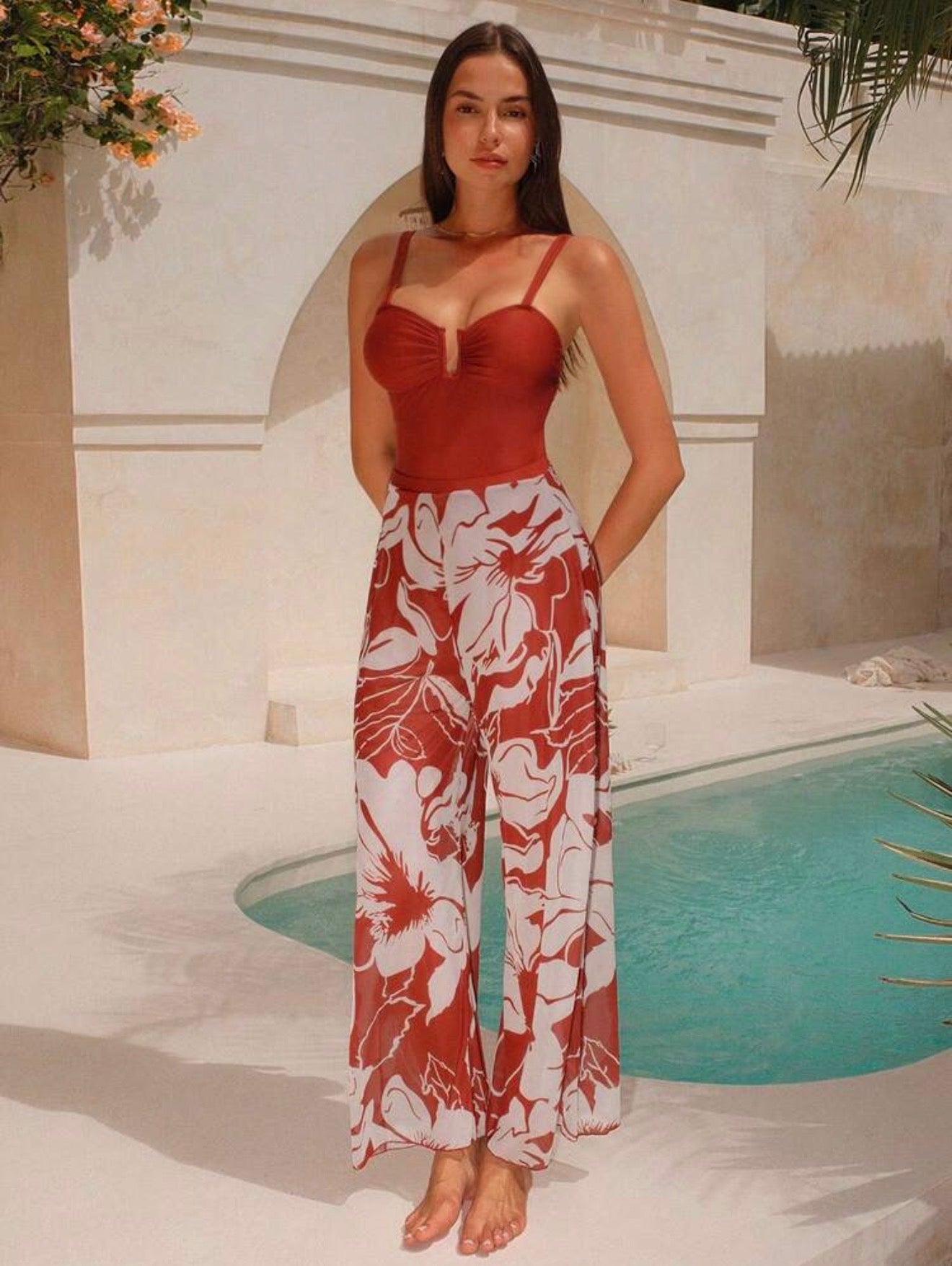 Maillot de bain une pièce avec pantalon cache maillot imprimé