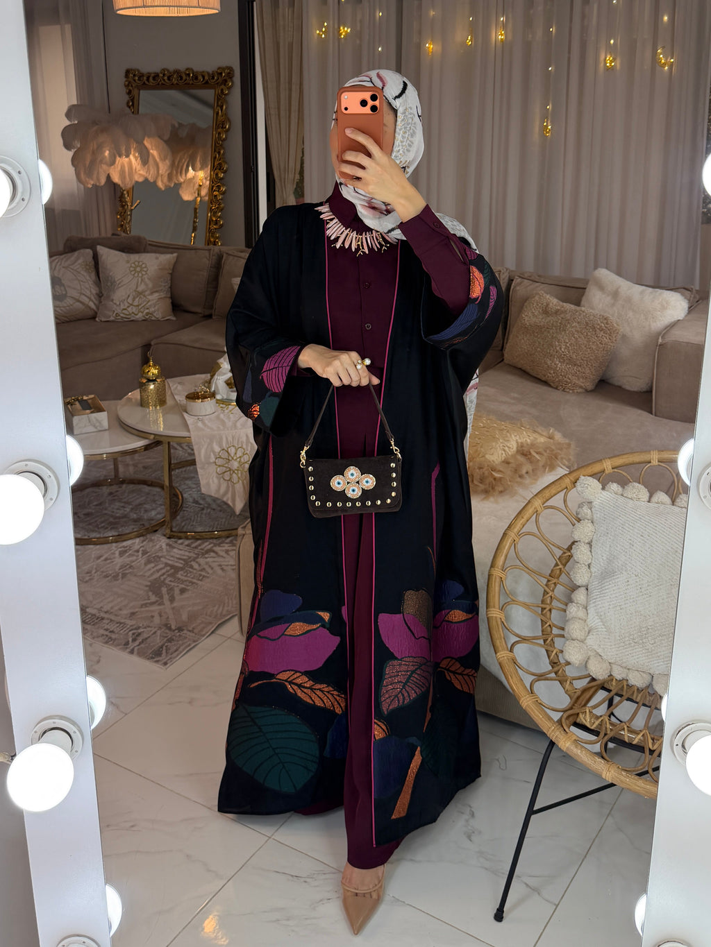 Abaya prune broderie
