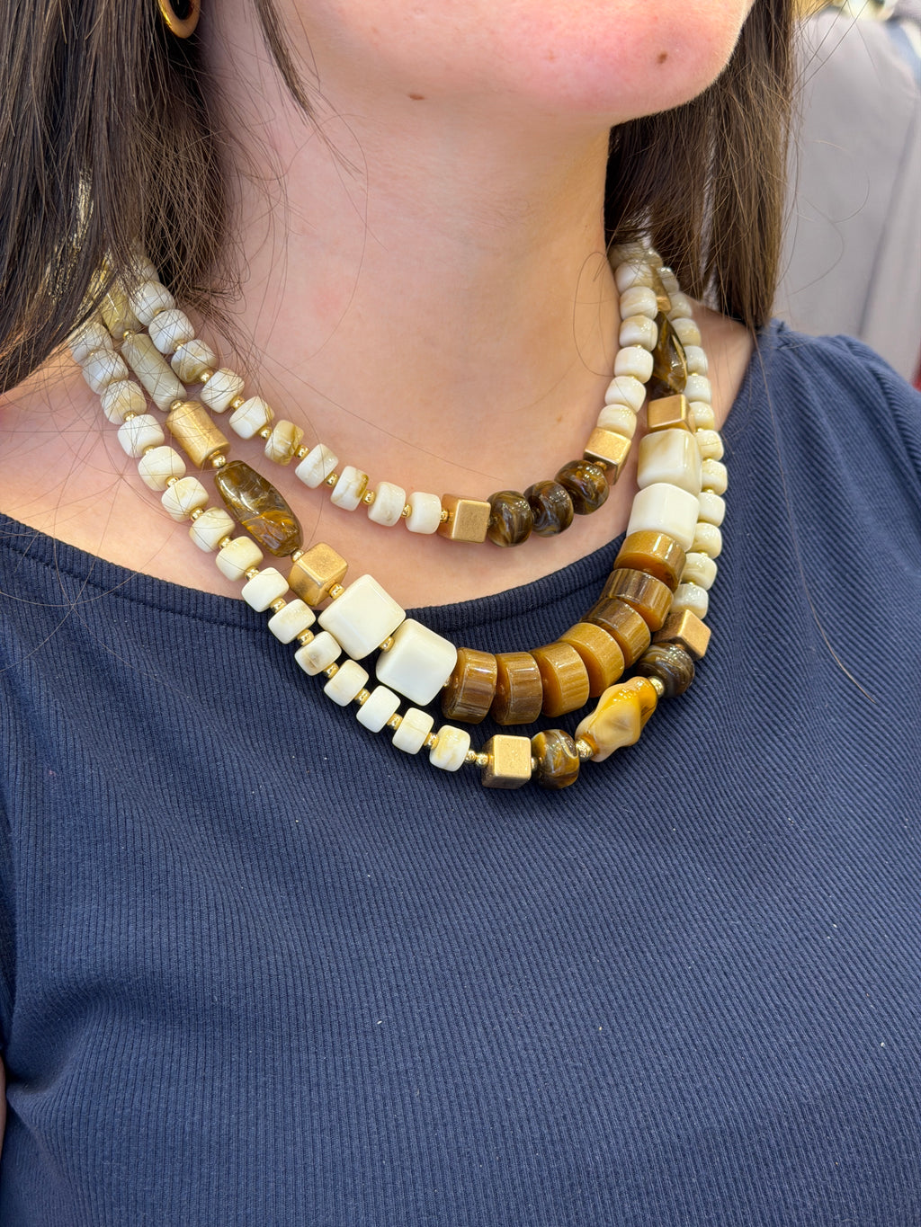 Collier Multi-Rangs Perles et Pierre Naturelle