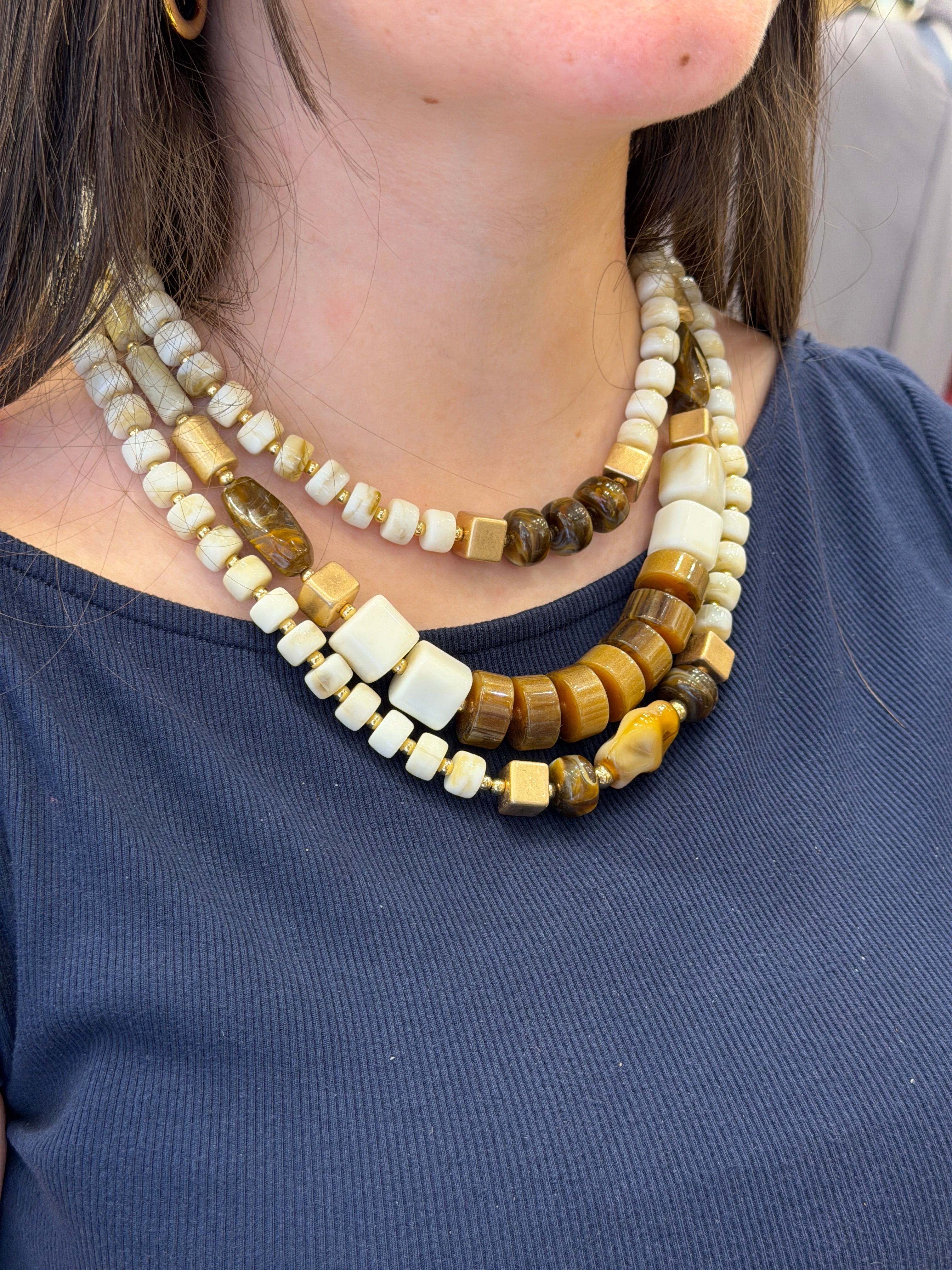 Collier Multi-Rangs Perles et Pierre Naturelle
