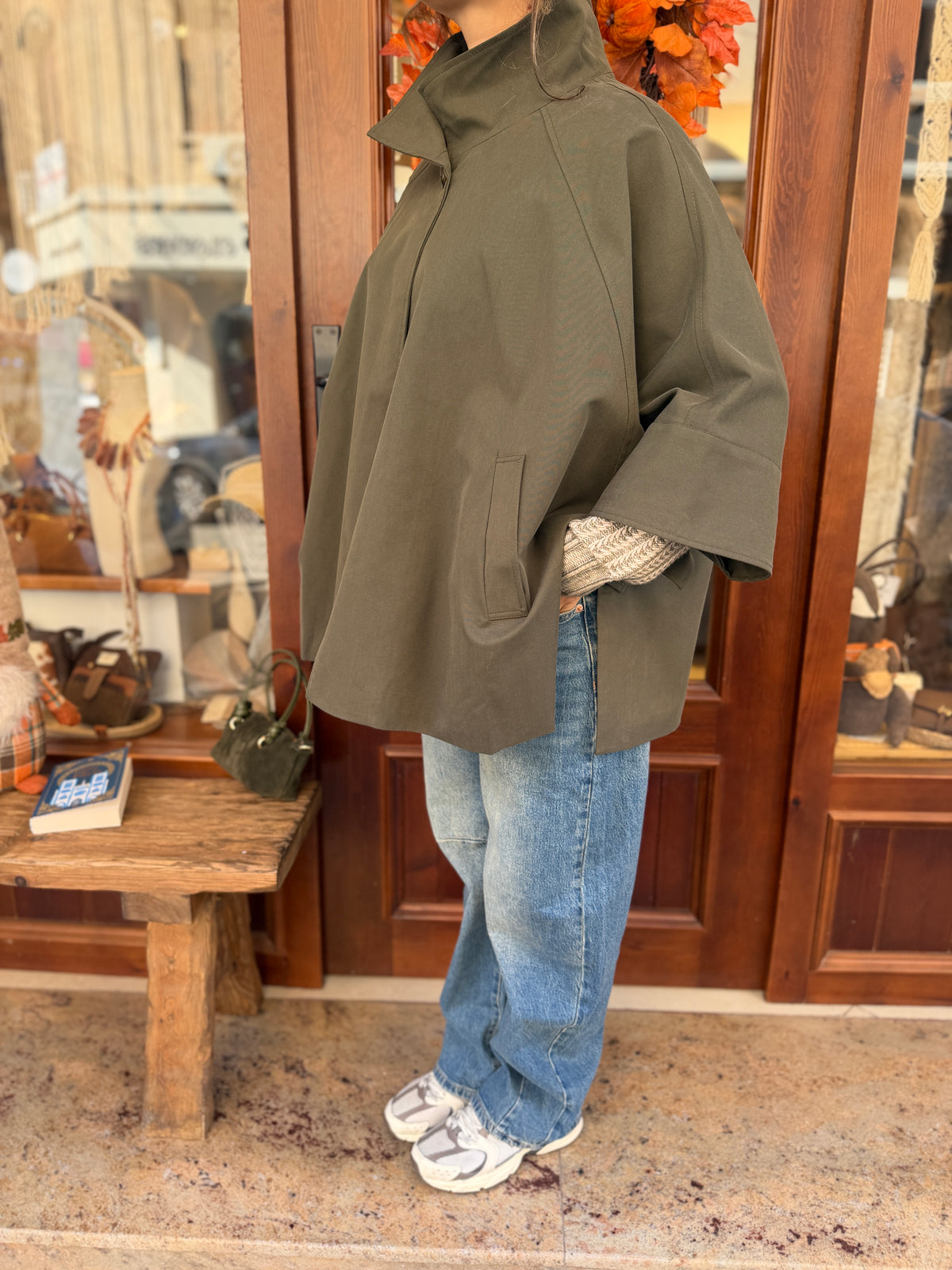 Trench-coat cape mi long boutonné