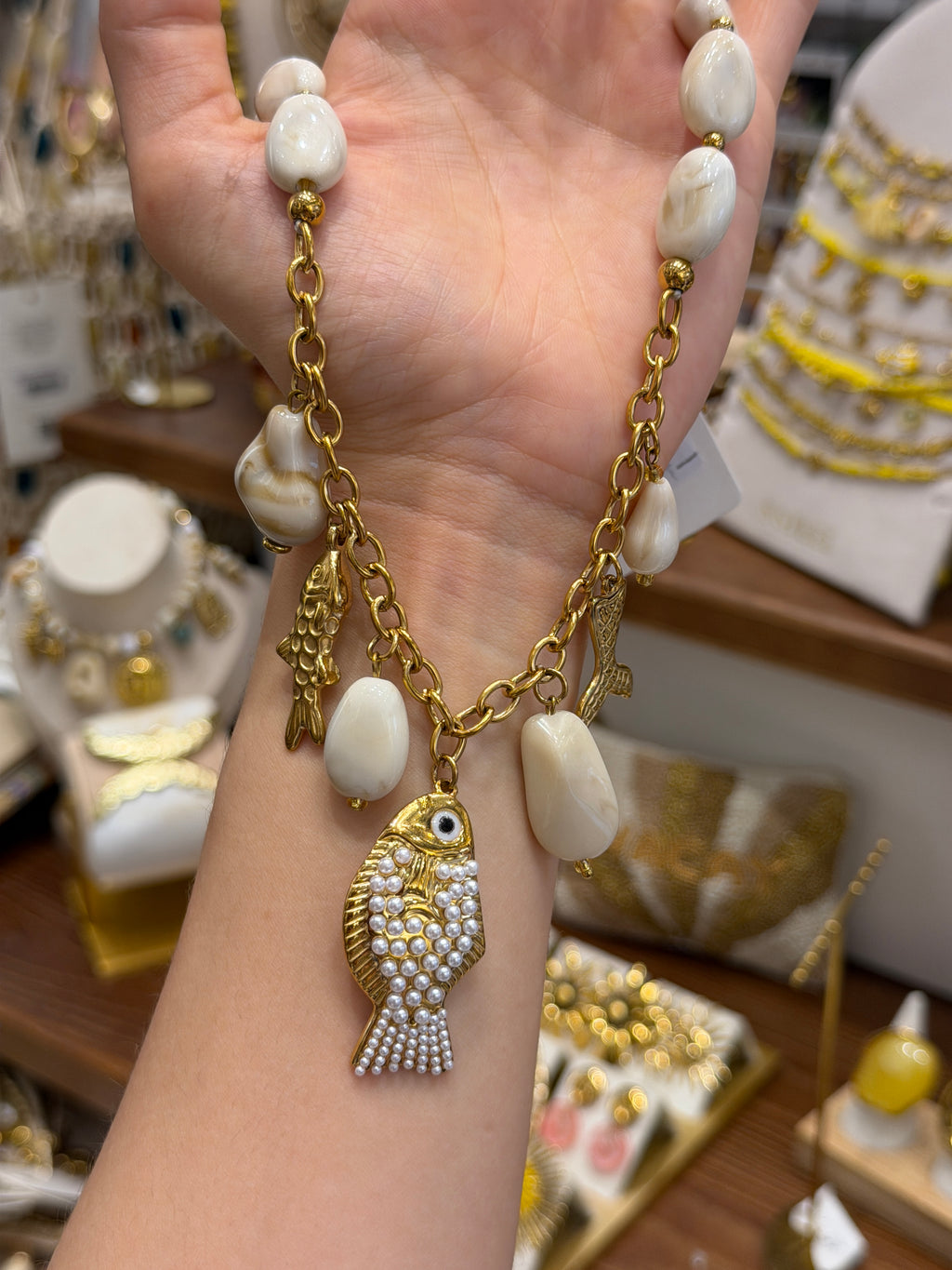 Collier Charms Poisson Nacré