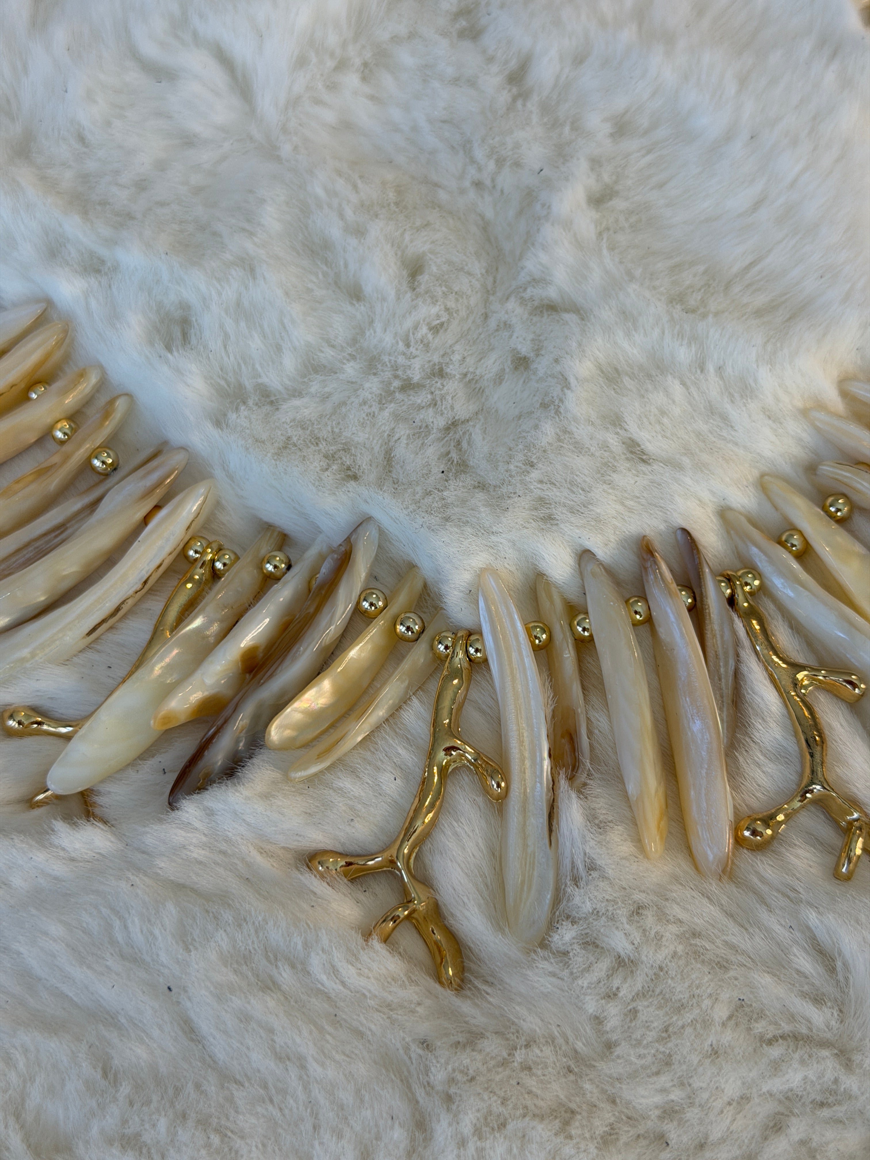 Collier en corail et acier inoxydable