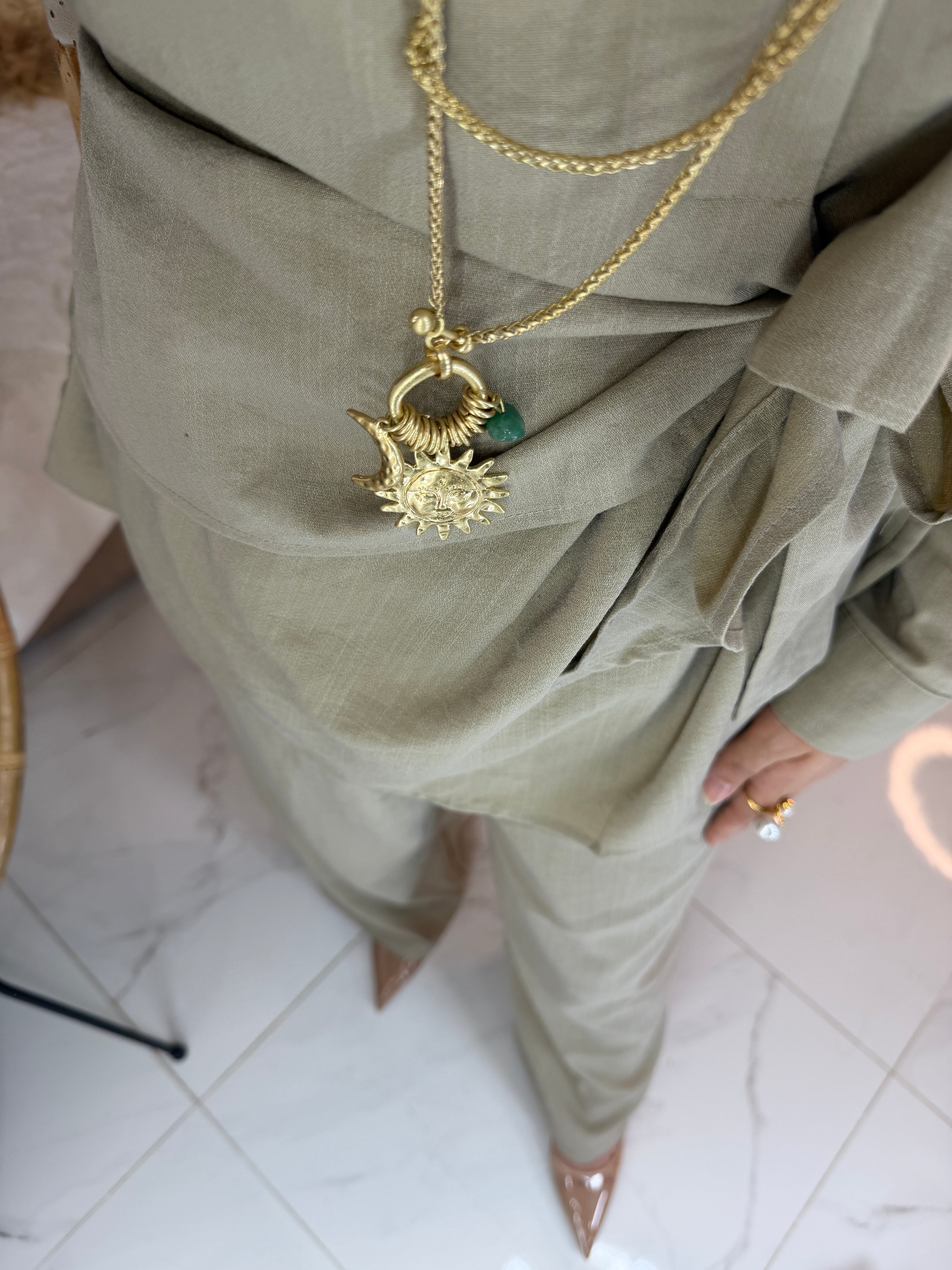 Ensemble lin chemisier cache cœur