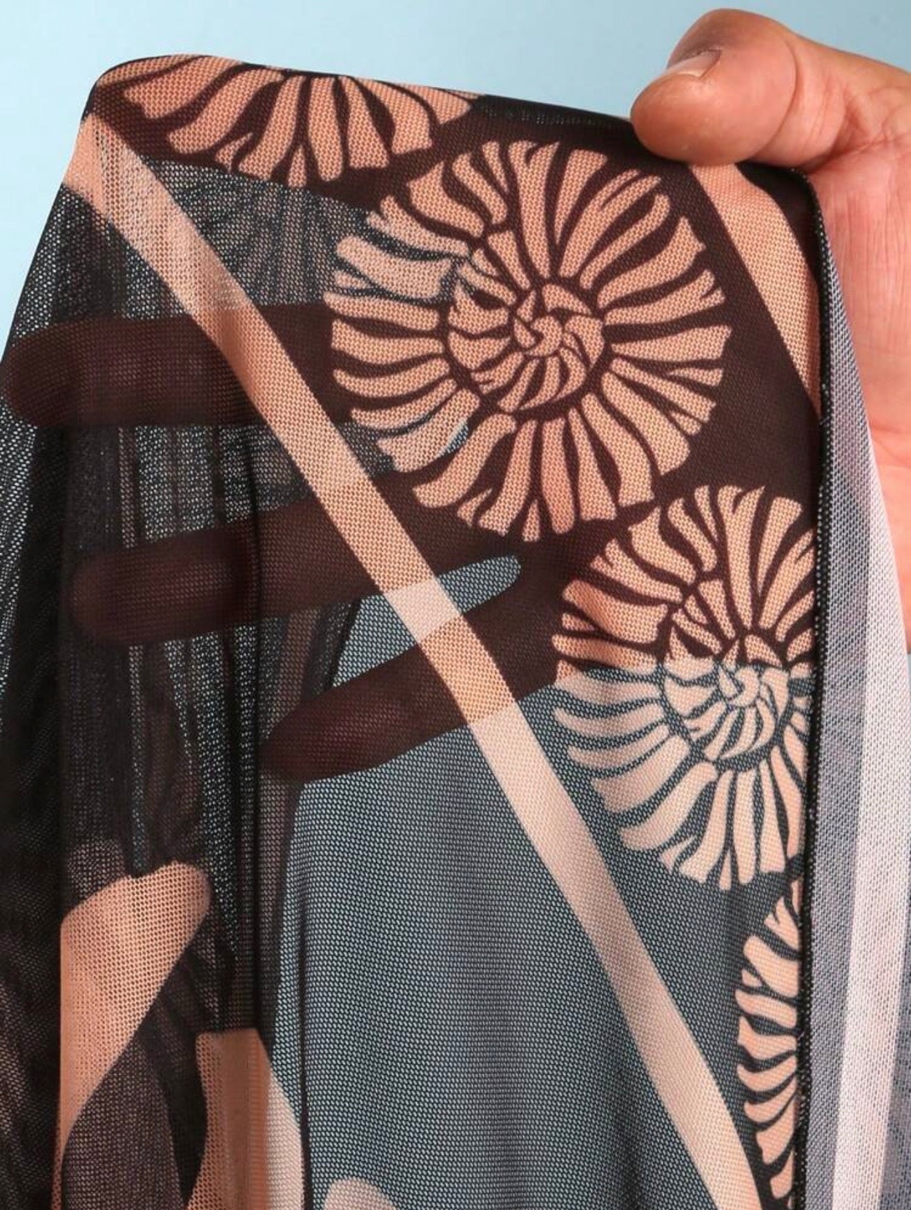 Maillot de Bain 1 Pièce Texturé avec Paréo Coquillages Noir