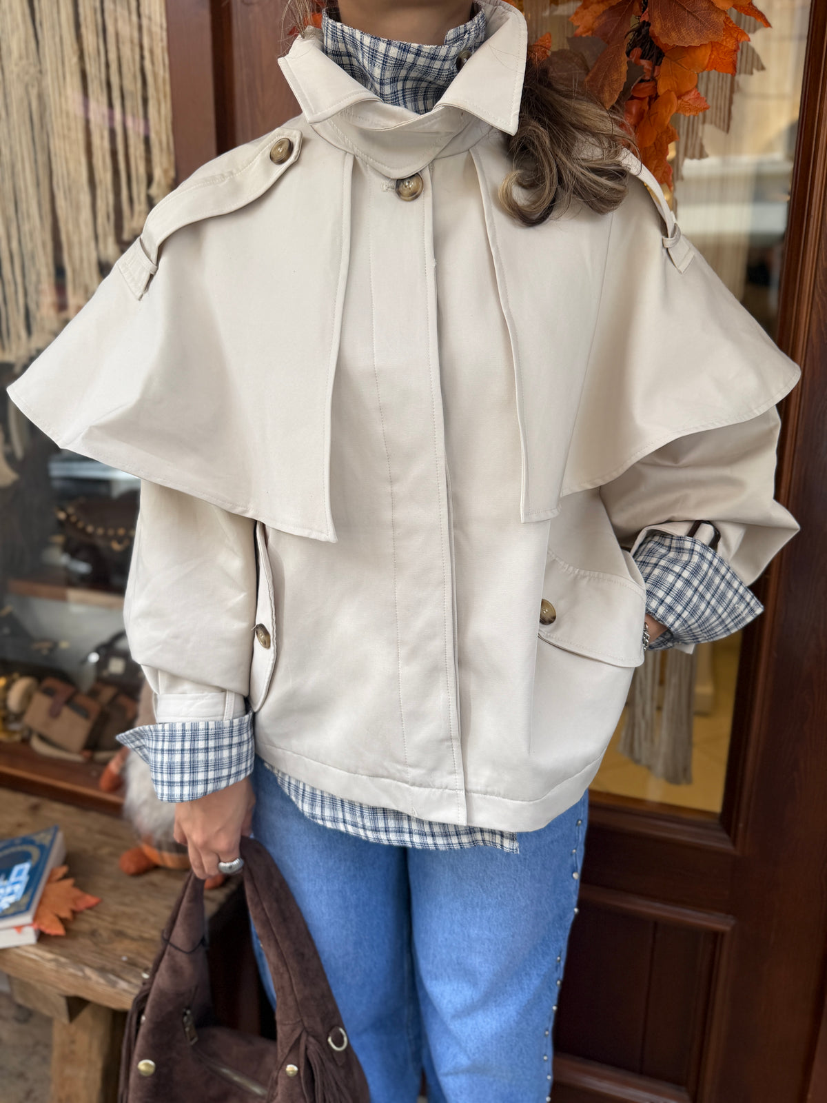 Trench-coat cape écru