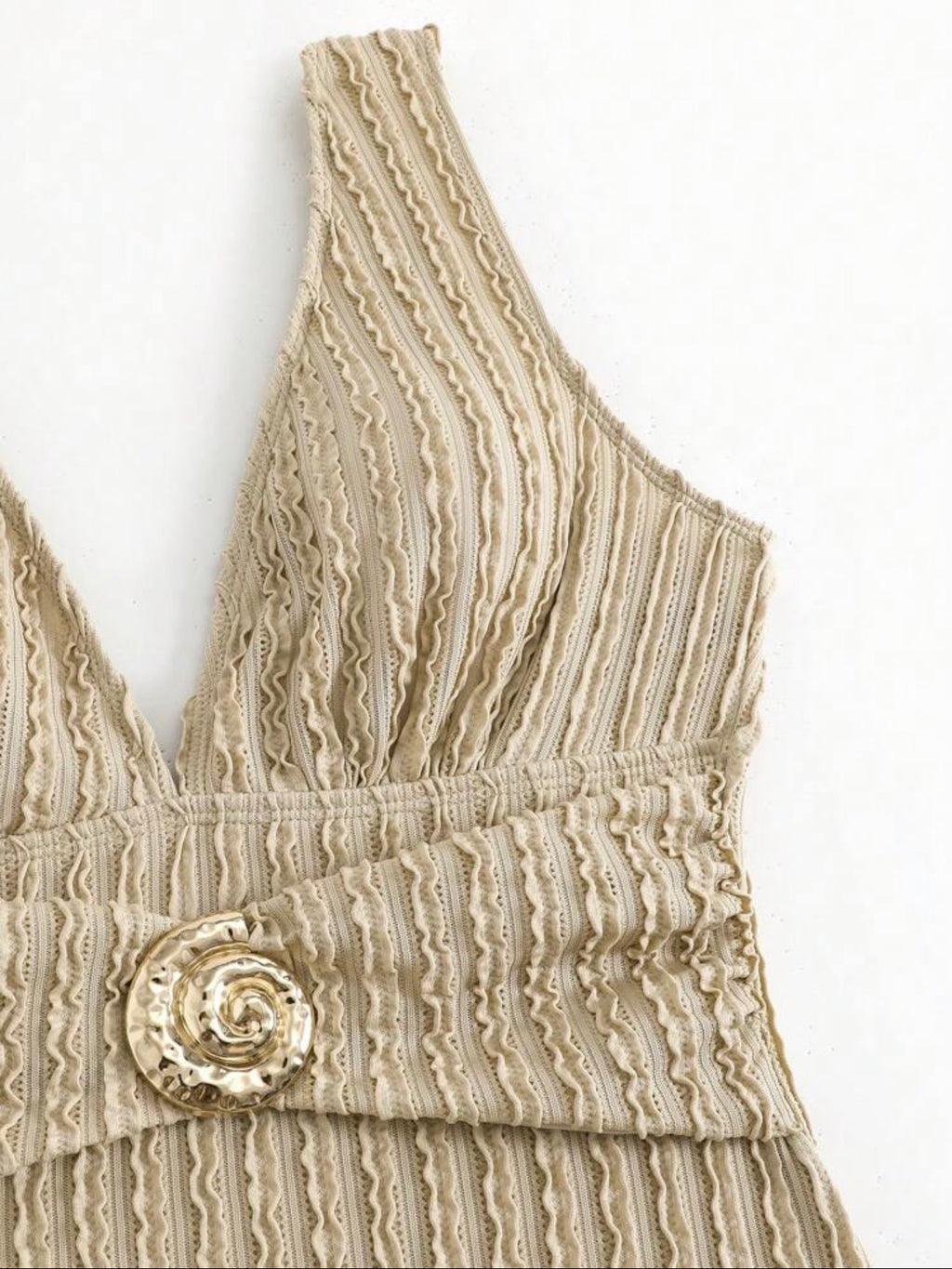Maillot de bain une pièce avec paréo en tissu texturé