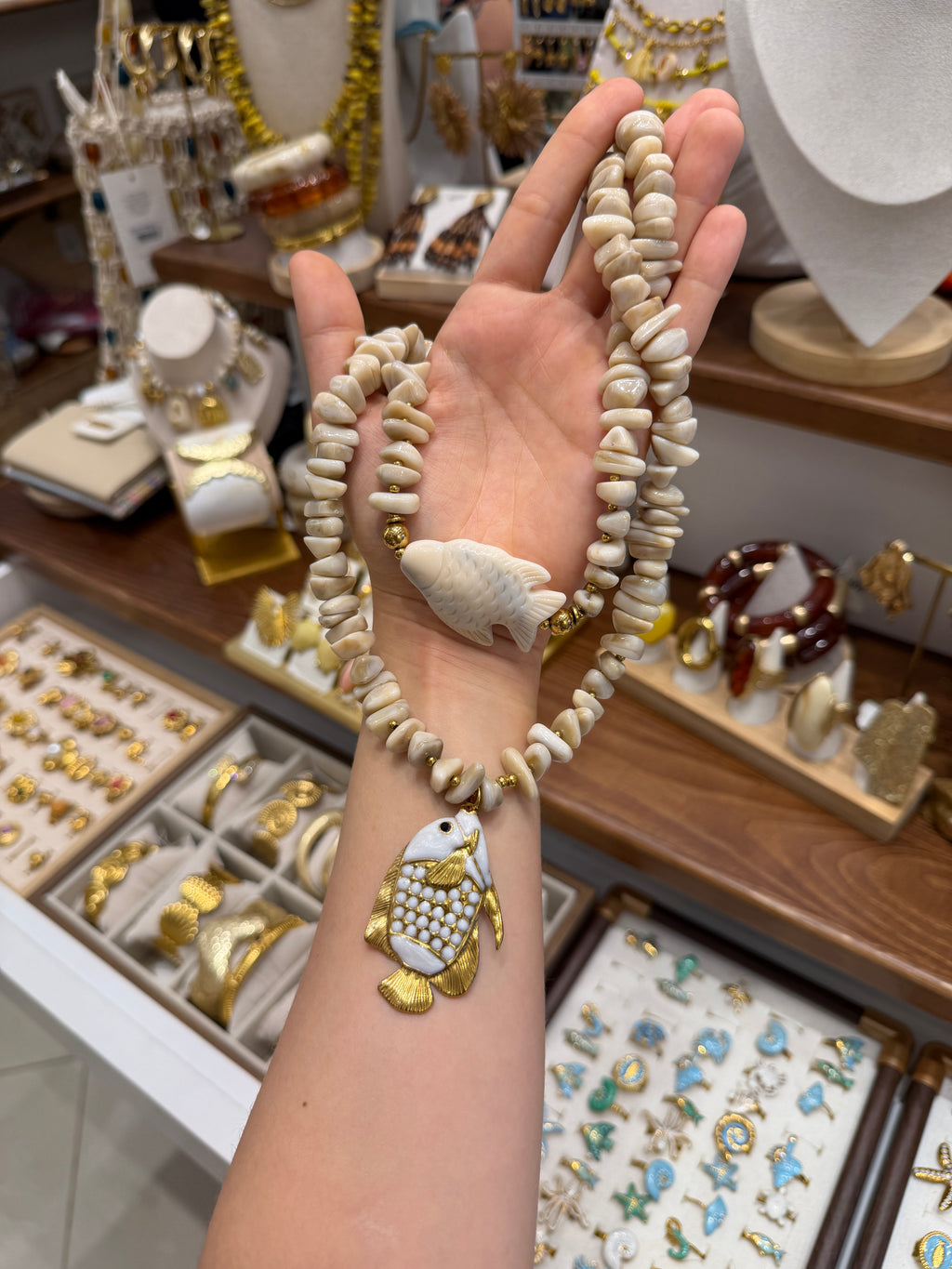 Collier doublé Poisson Nacré et Perles Naturelles
