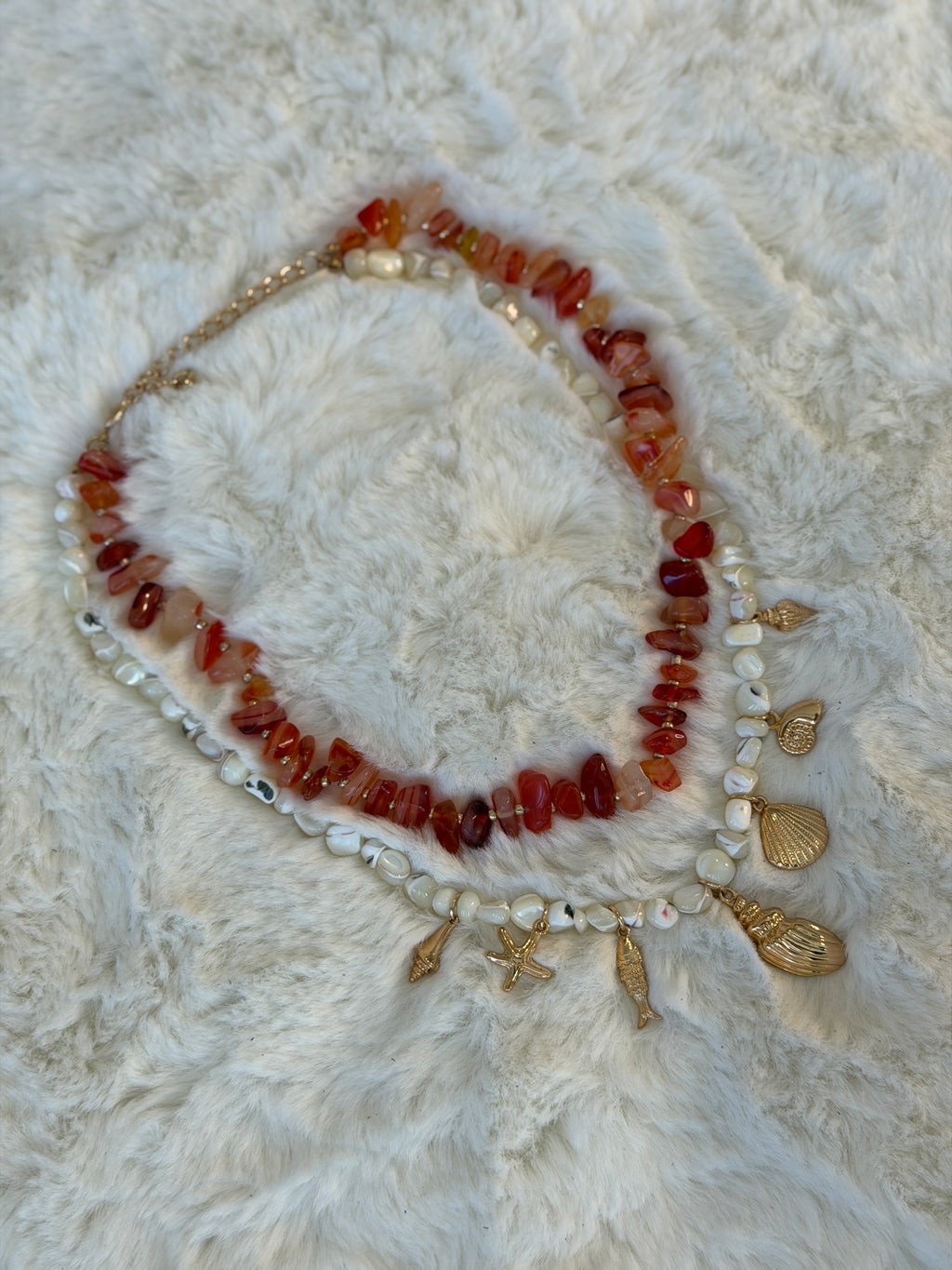 Collier corail charms coquillages