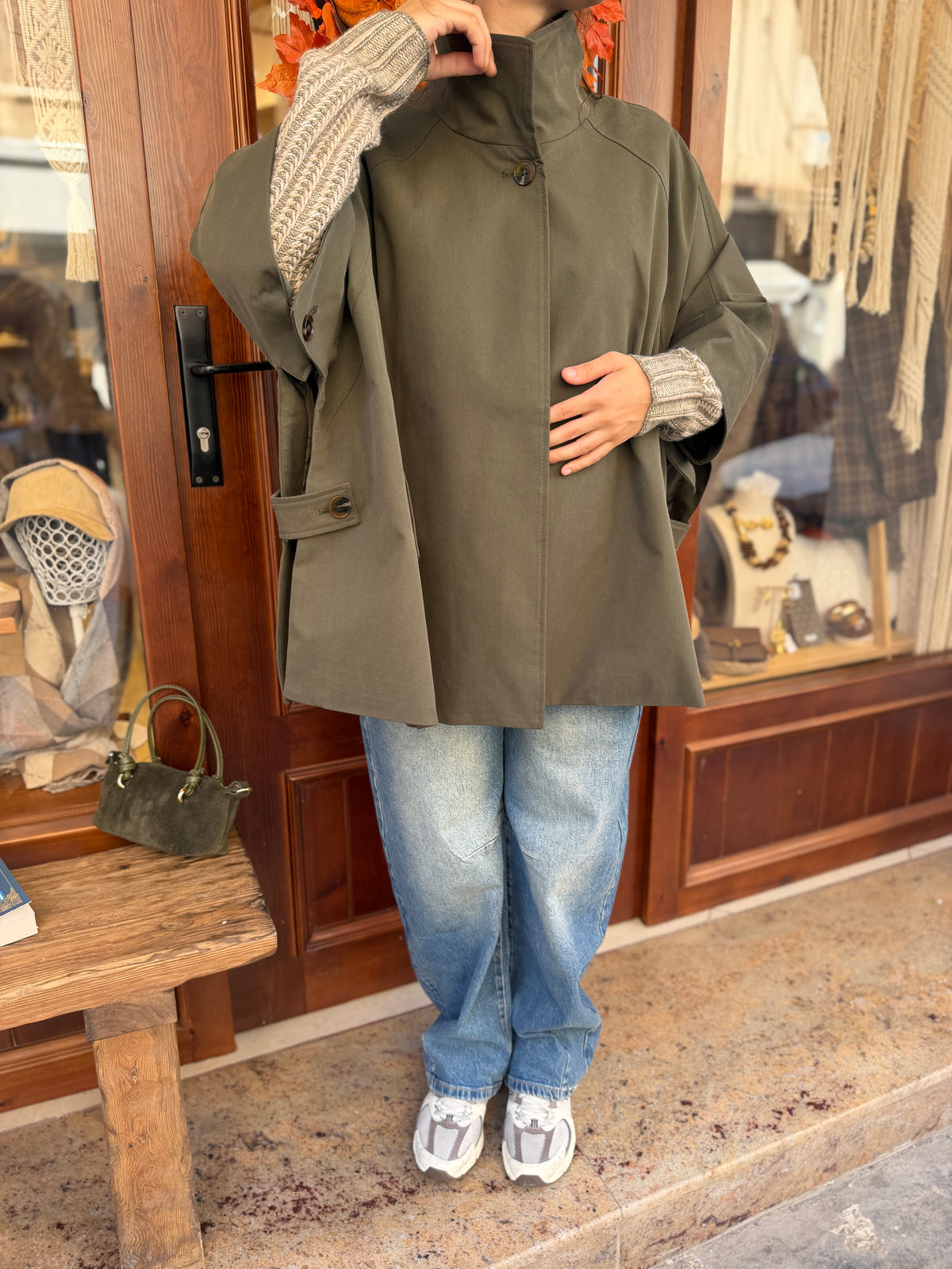 Trench-coat cape mi long boutonné