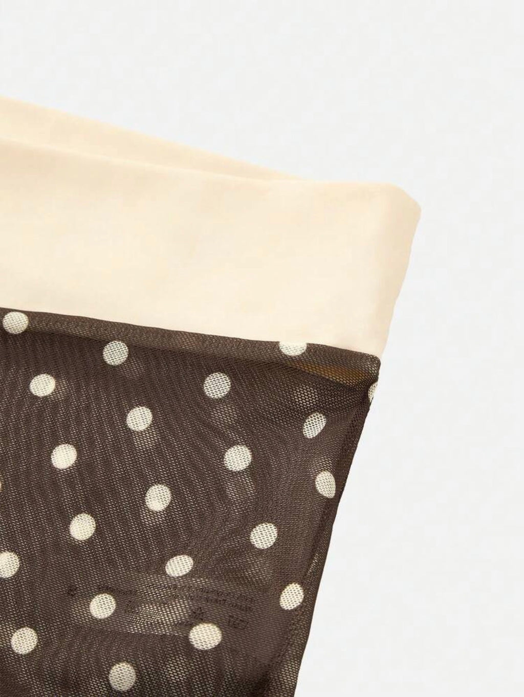 Maillot de bain coquille polka dots avec paréo