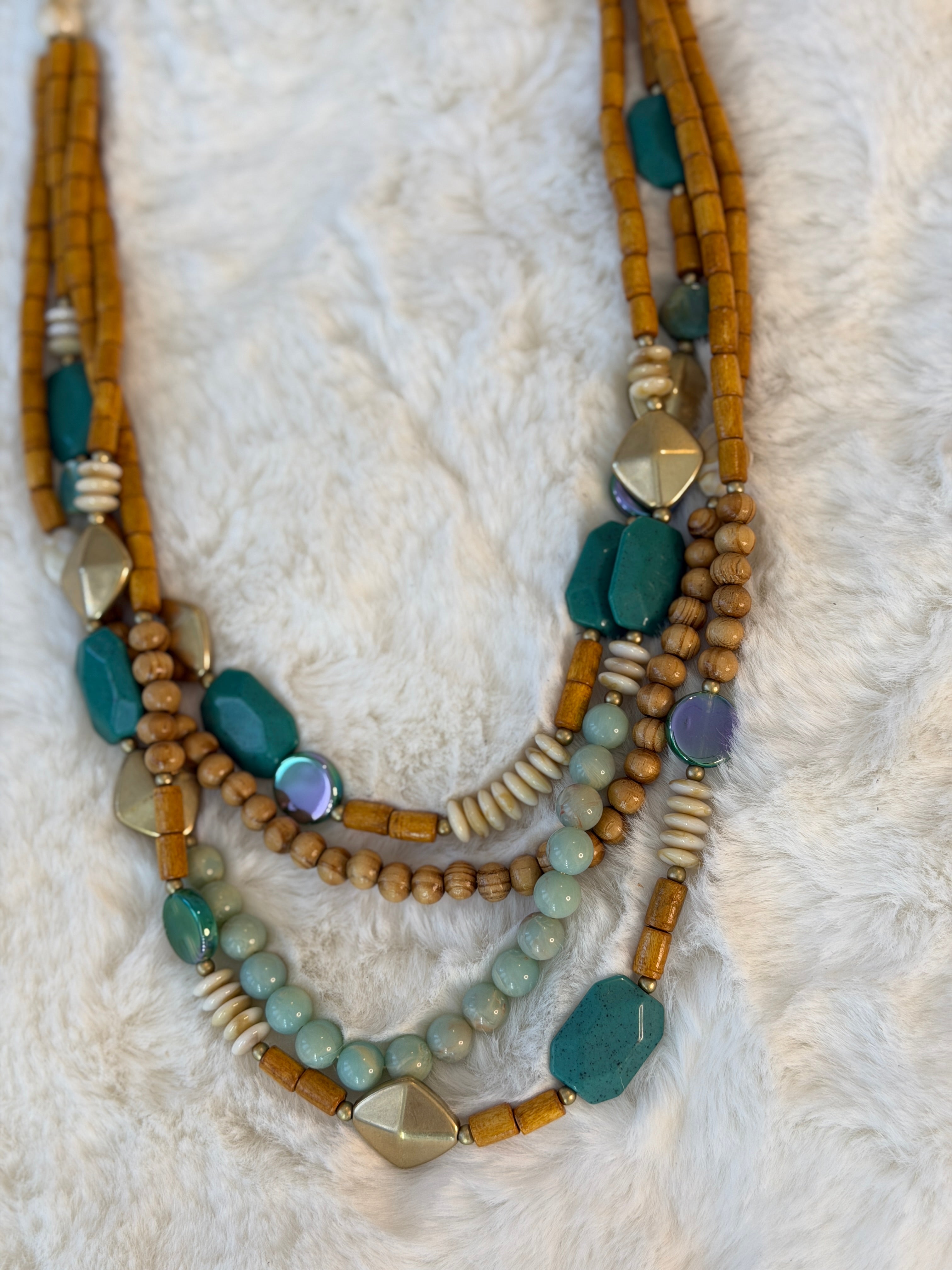 Collier bois olivier et corail