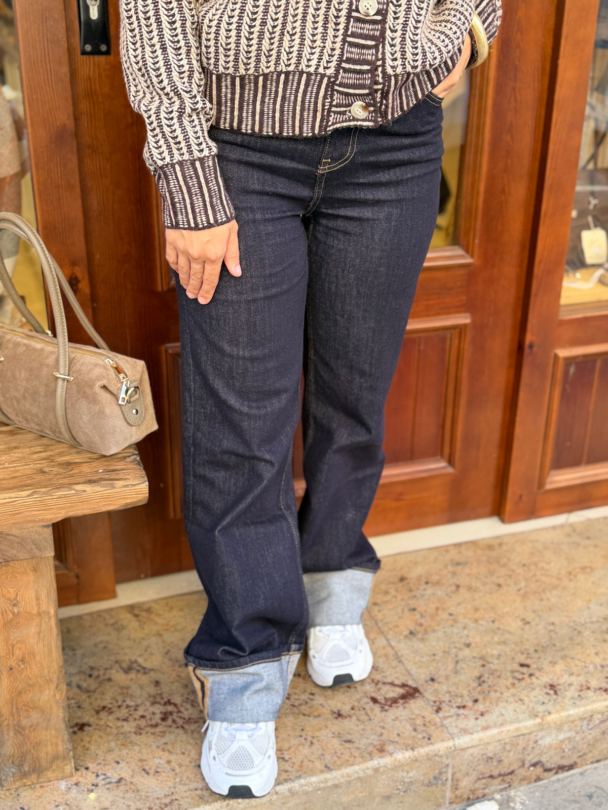 Jean straight taille haute à revers