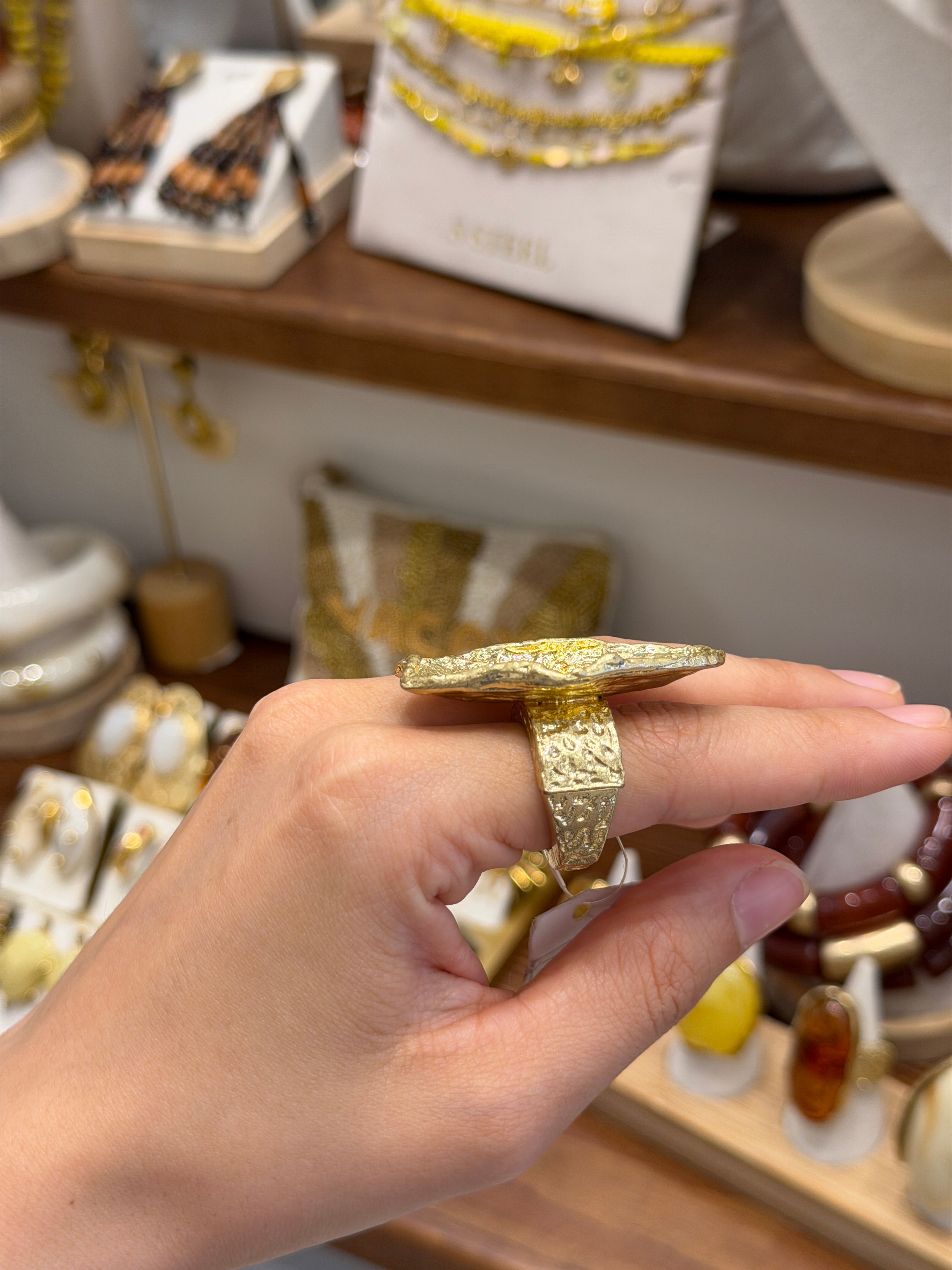 Bague Statement Dorée Texturée