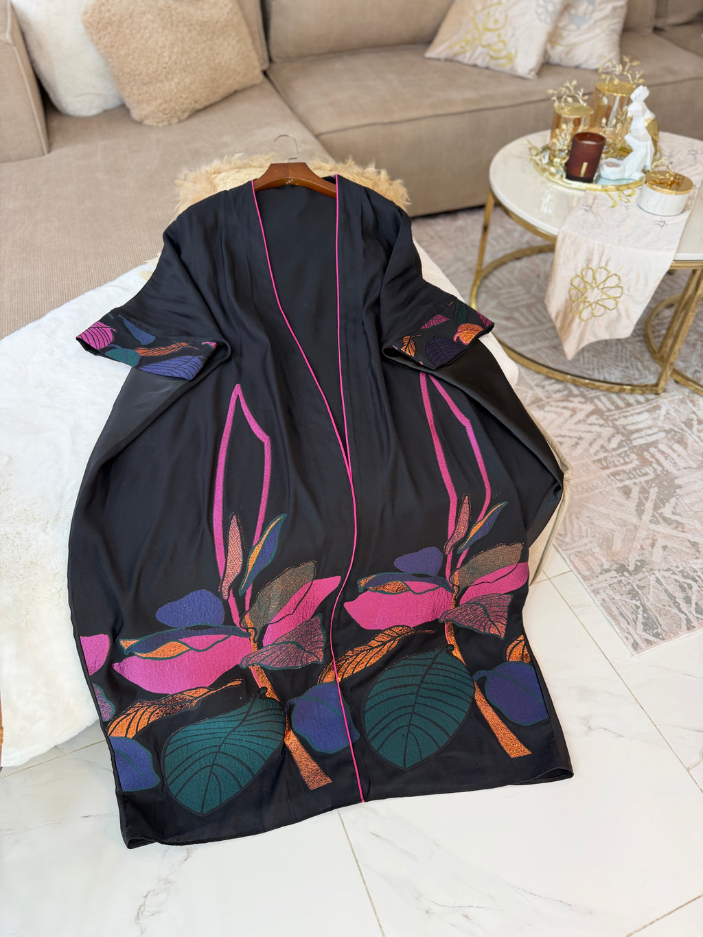 Abaya prune broderie