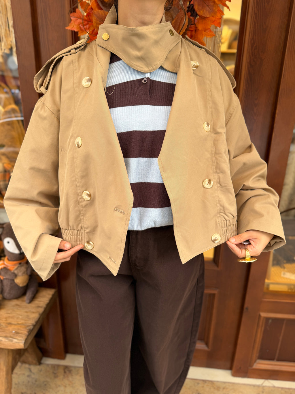 Trench-coat court bombers