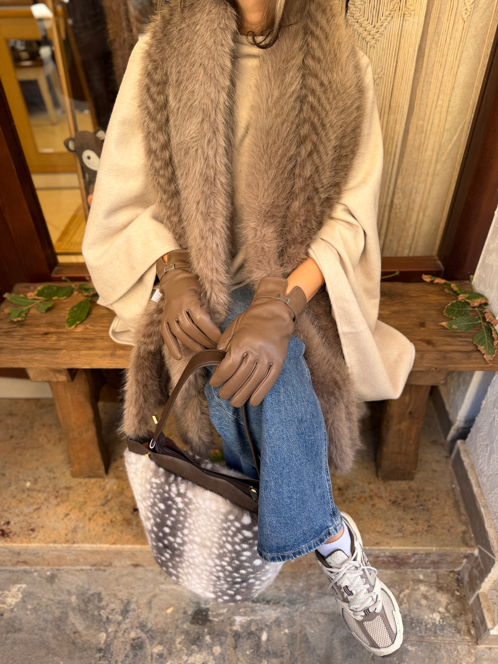 Sac grand seau en fourrure imprimée Bambi