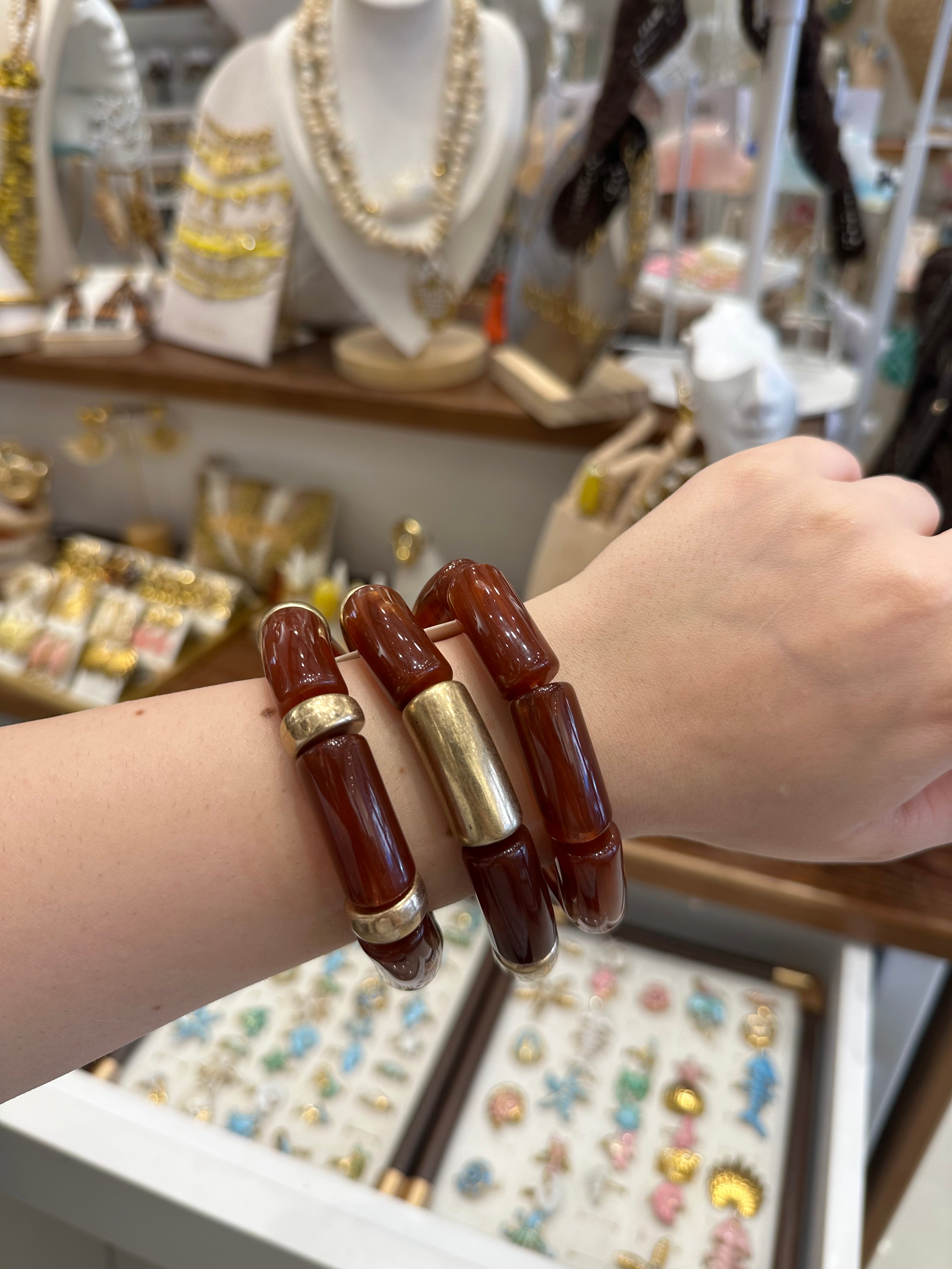 Pack de Trois Bracelets en Résine Ambre et Bamboo Doré