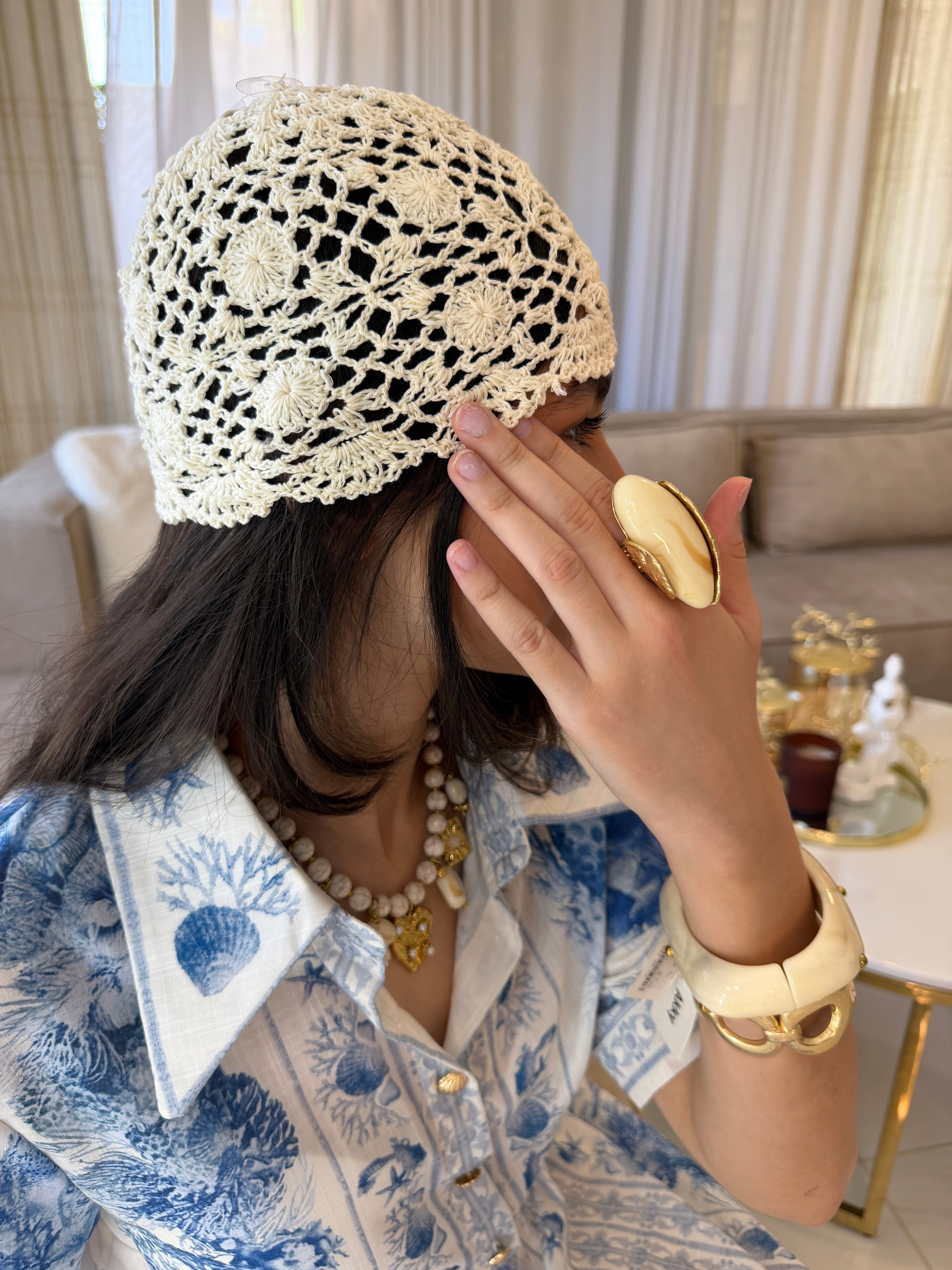 Bonnet Crochet Bohème Fleuri Écru