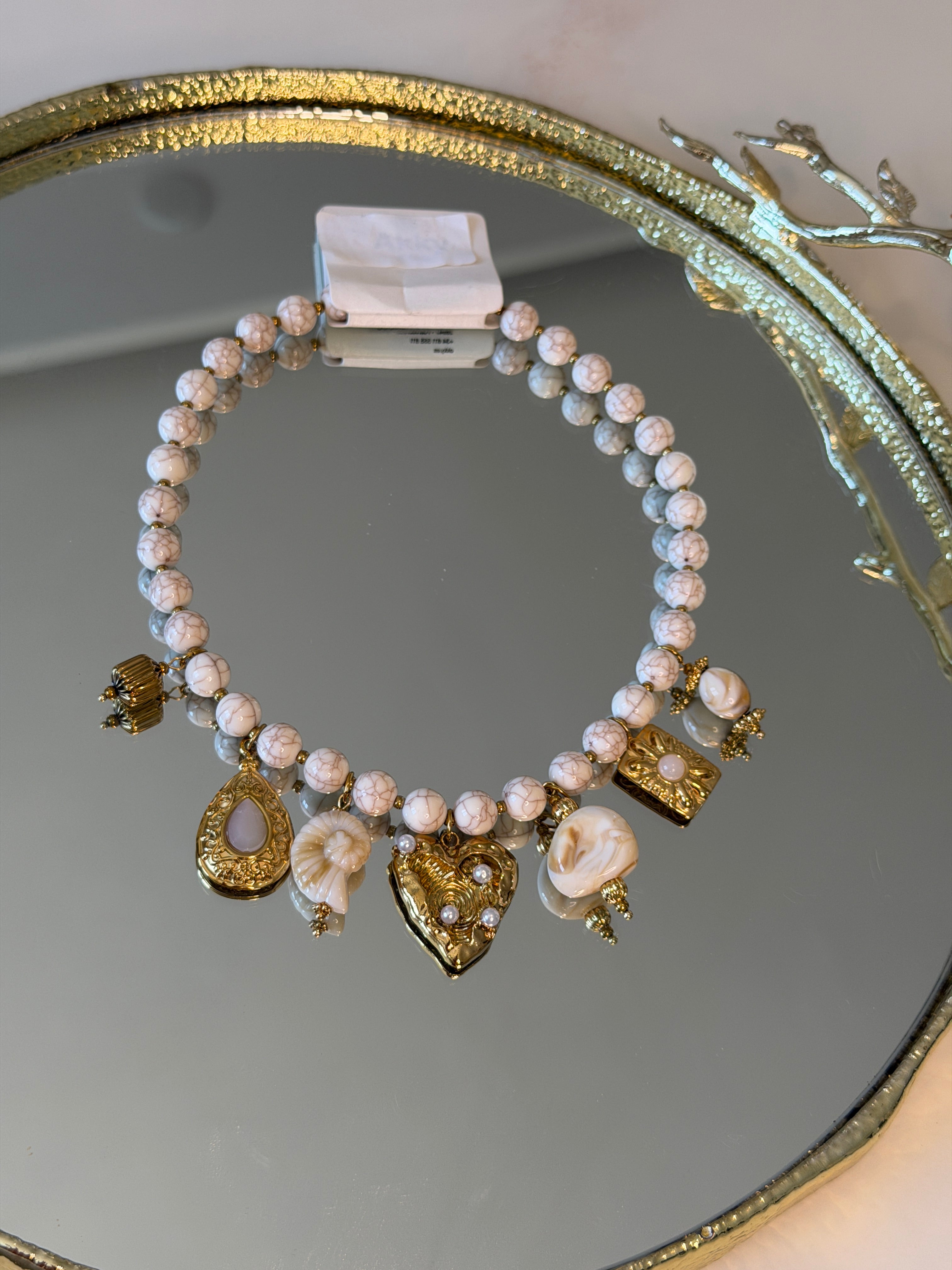 Collier Charms Ecru