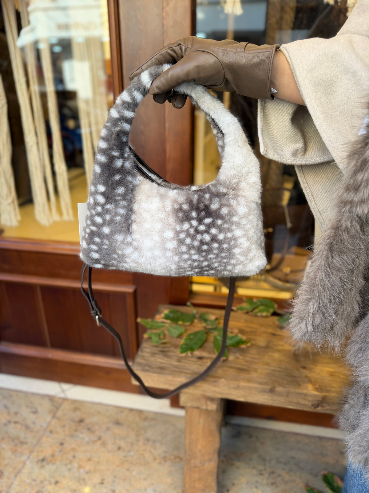 Sac moyen en fourrure imprimé Bambi