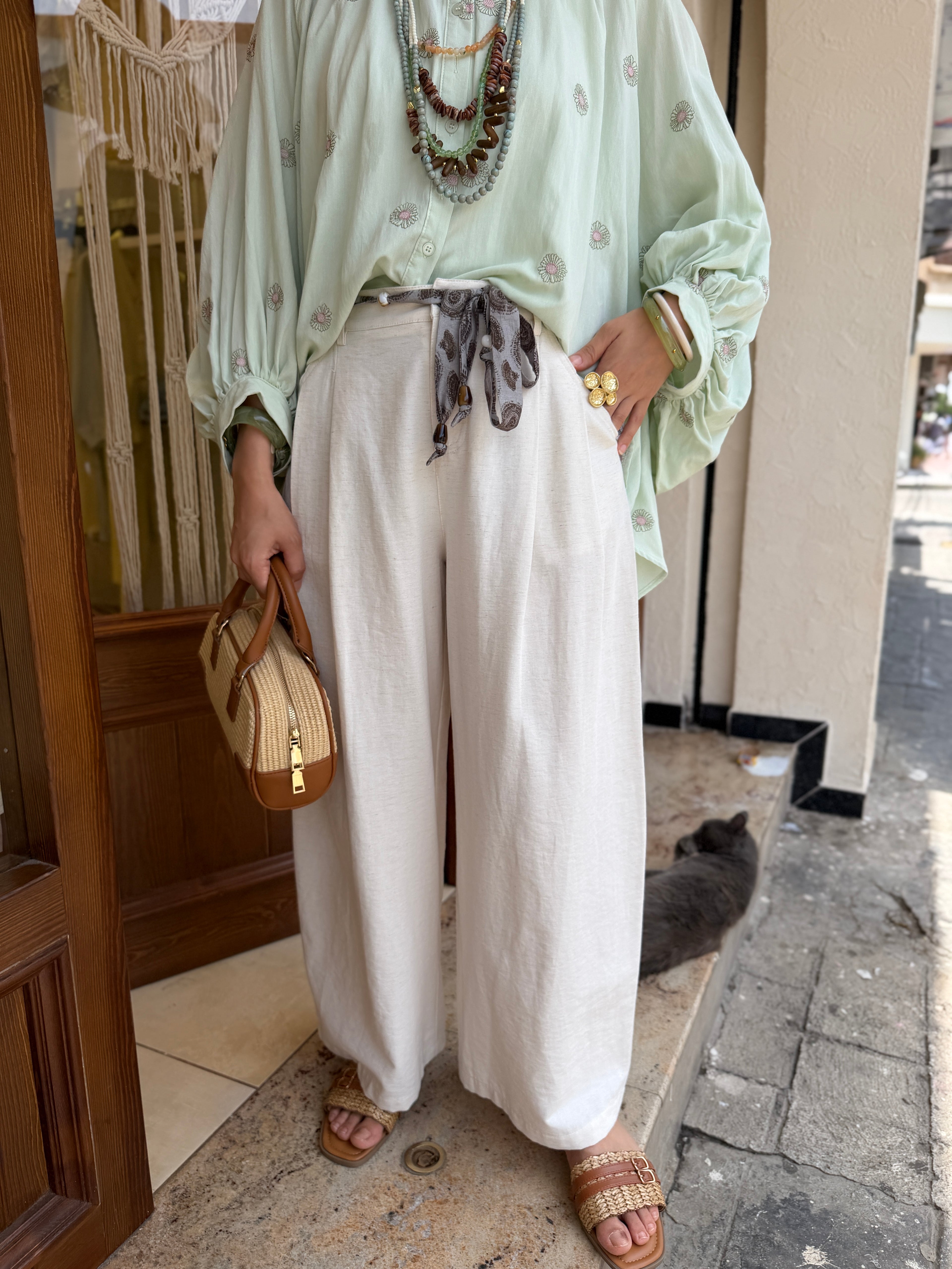 Pantalon Fluide avec Ceinture en Coton et Viscose