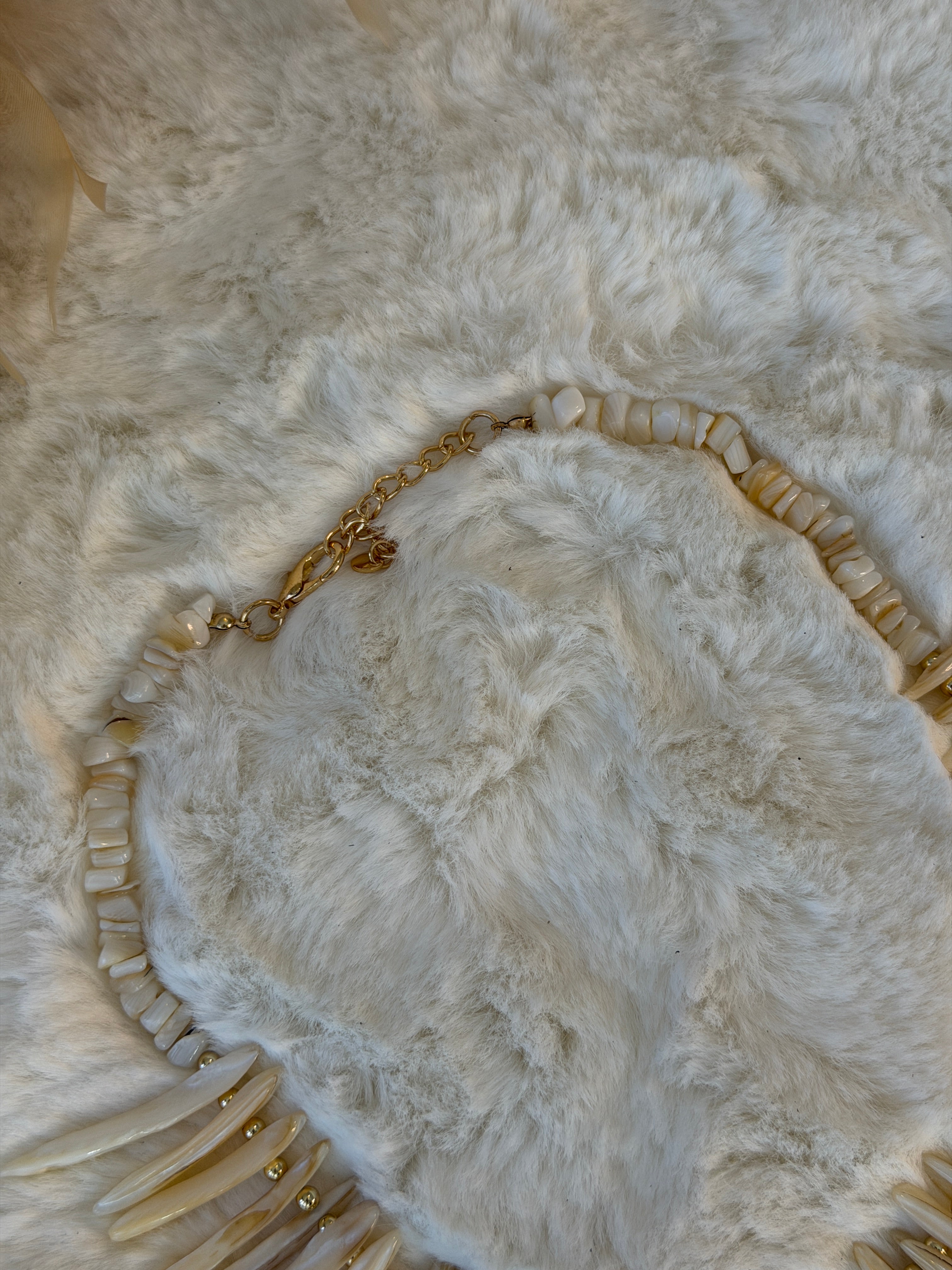 Collier en corail et acier inoxydable