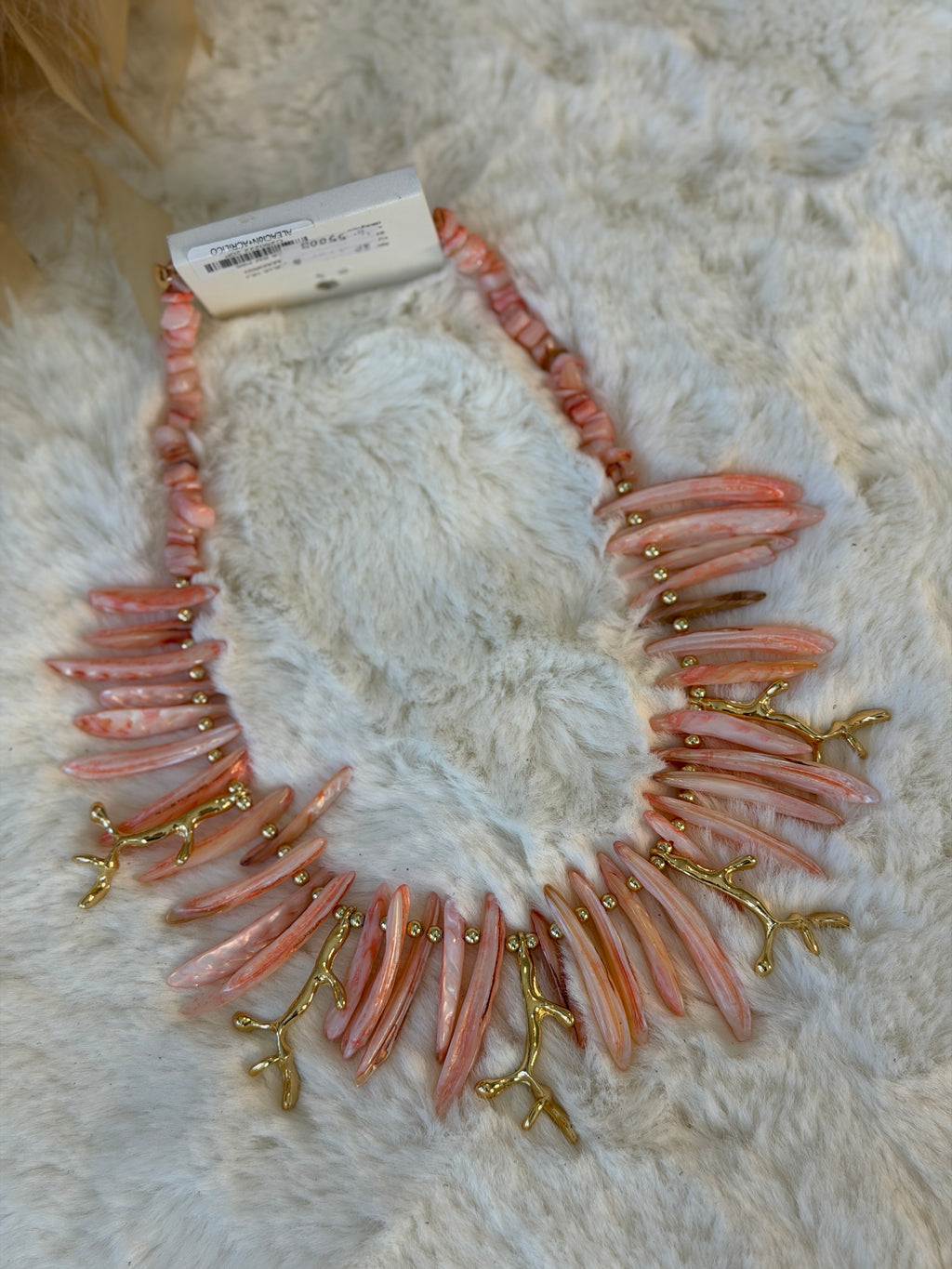Collier en corail et acier inoxydable