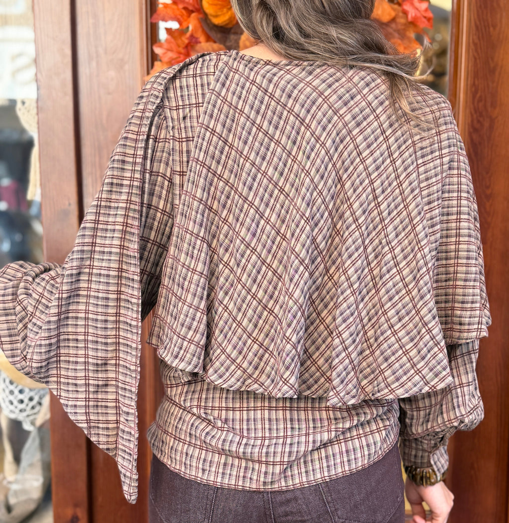Blouse à carreaux avec cape intégrée