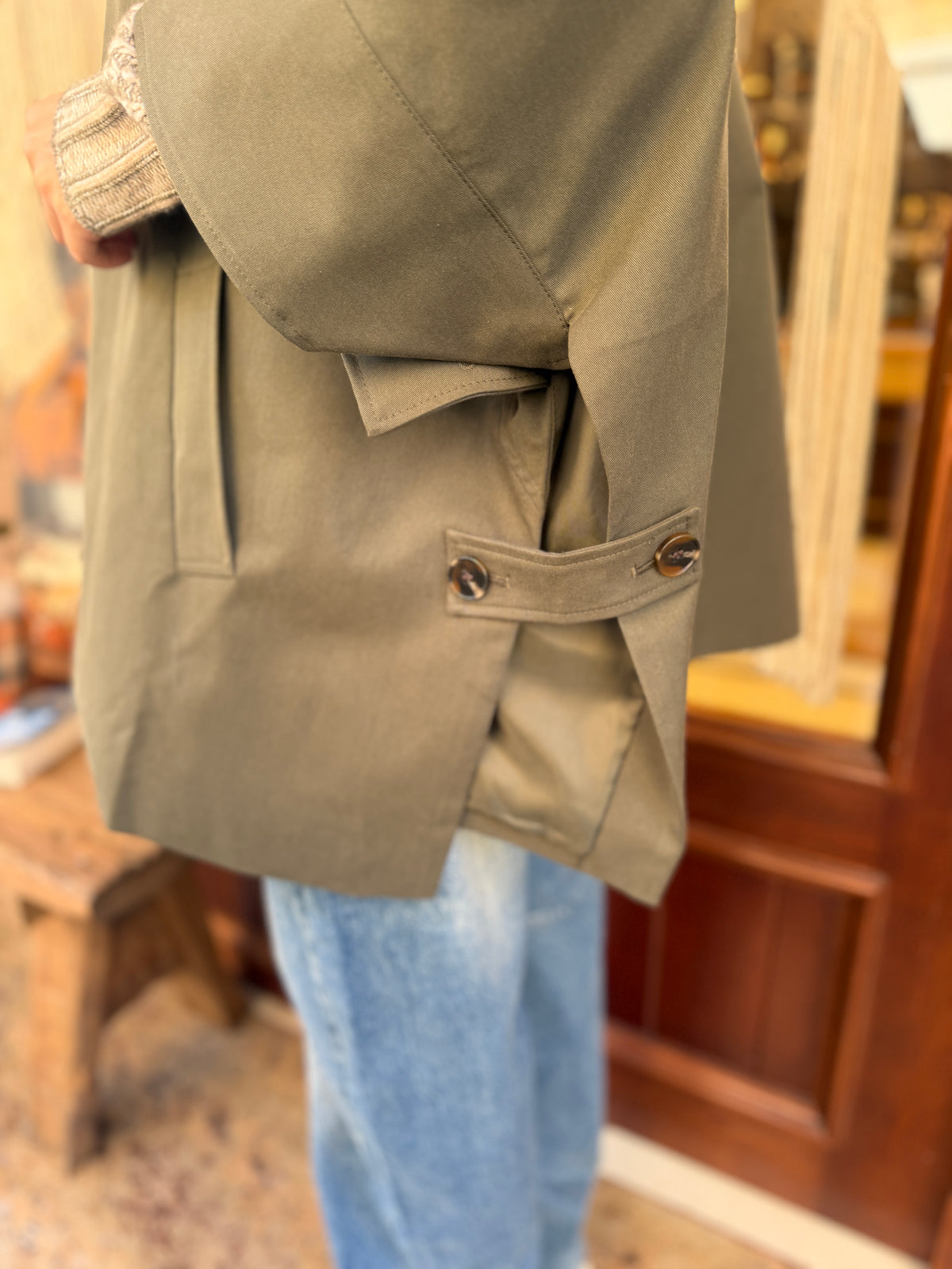 Trench-coat cape mi long boutonné
