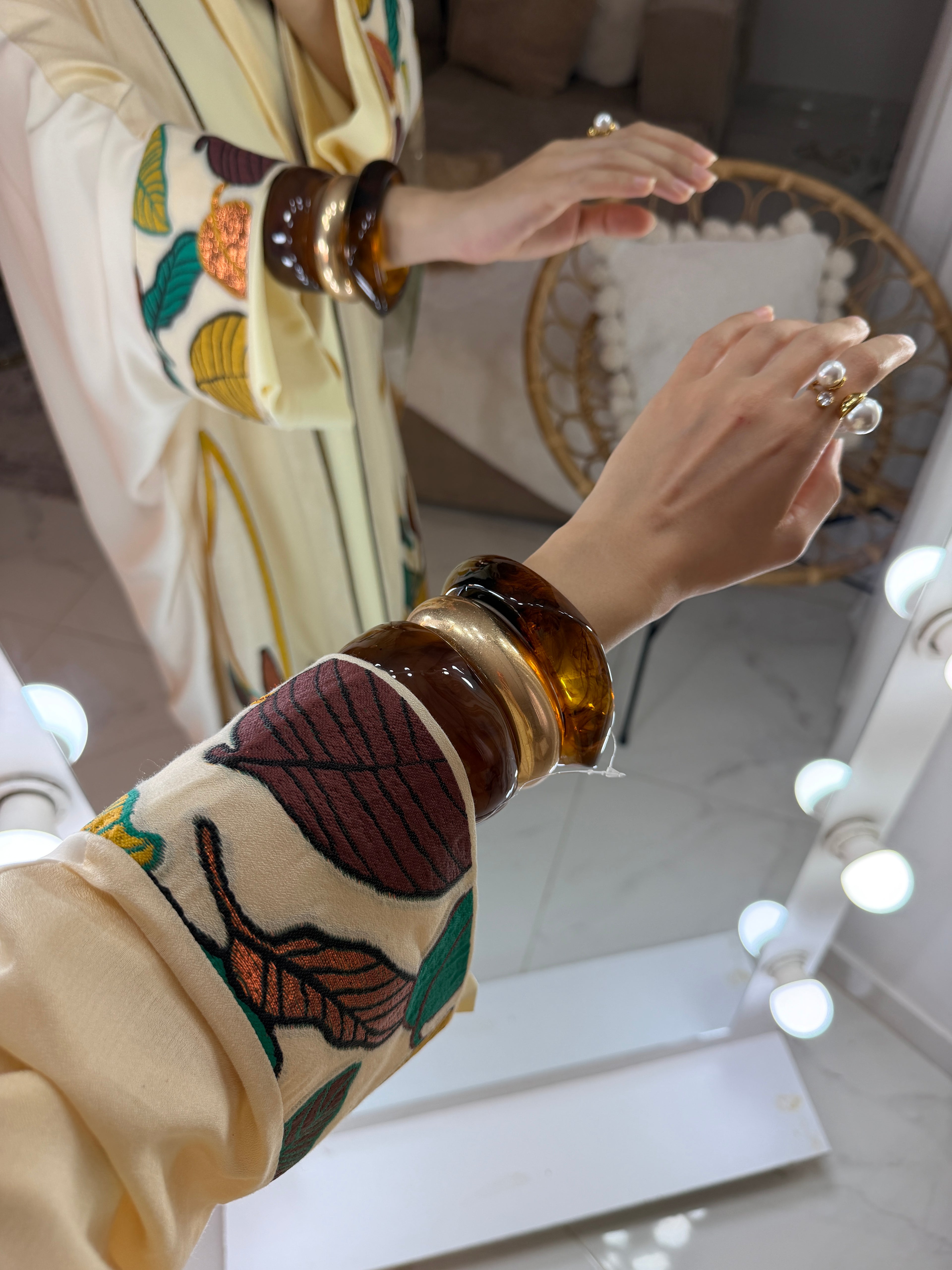 Abaya miel broderie